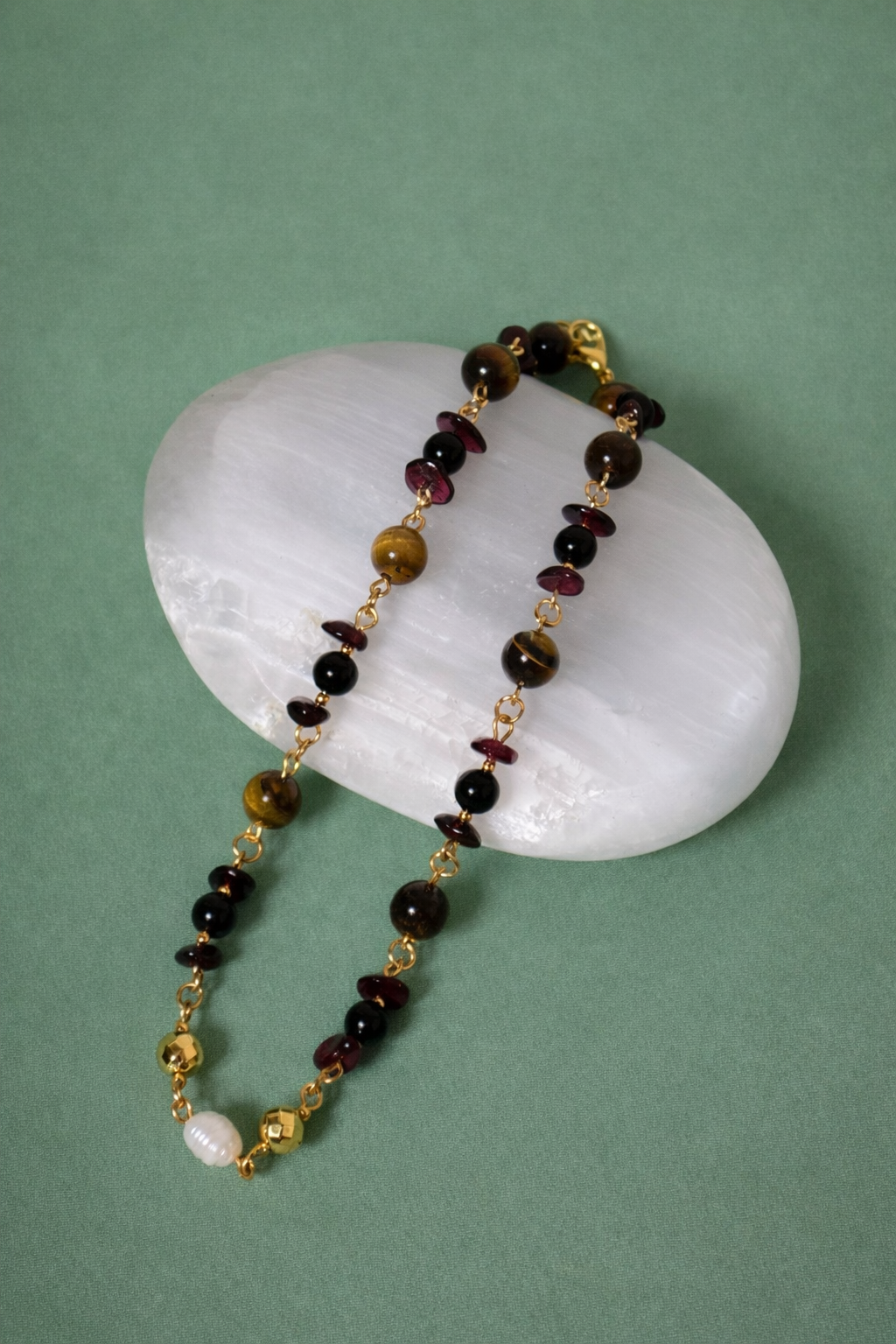 Kuldne Kaitse – kihiline kaelakee komplekt